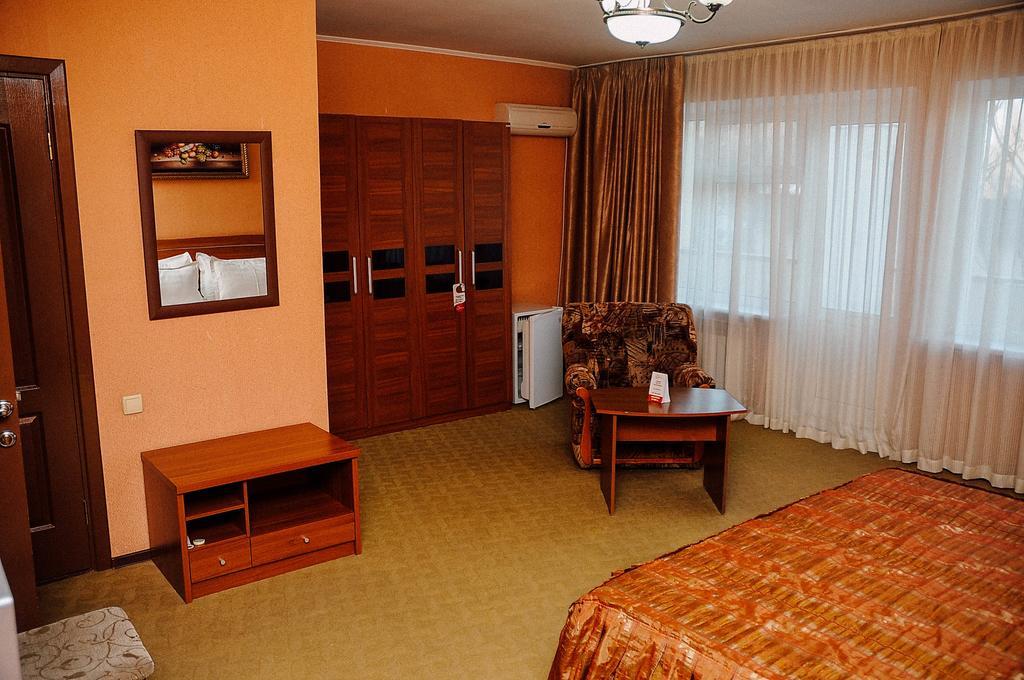 Dostyk Hotel Șîmkent Exterior foto